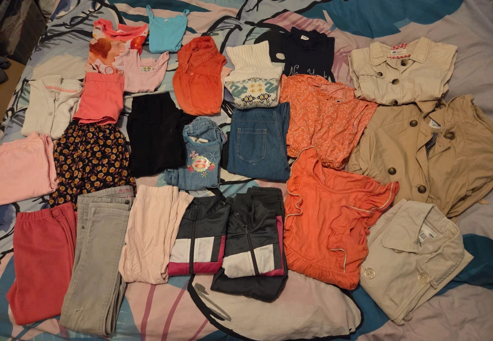 💜Lots 19 vêtements fille de 4ans à 8ans, 1 manteau de 11ans et 12ans